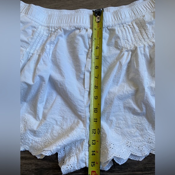 Anthropologie Pintuck Lace Shorts Size L - Picture 7 of 11